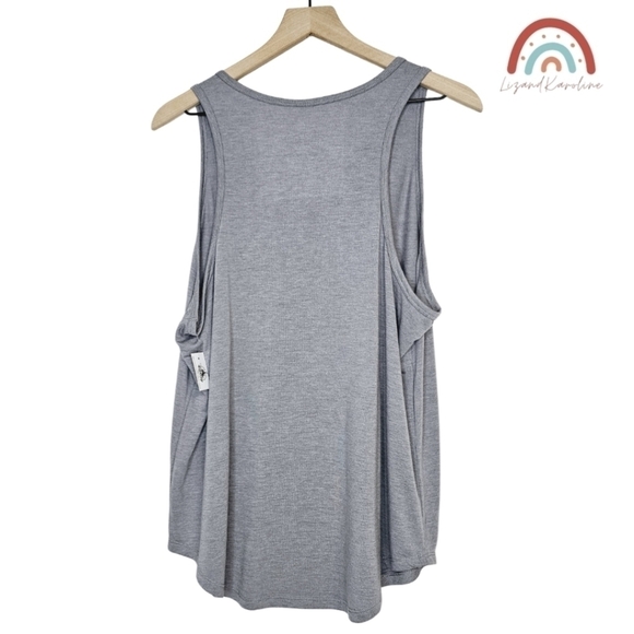 New! Disney Parks Disneyland Mickey Minnie Scoop Neck Tank Top - Picture 2 of 12